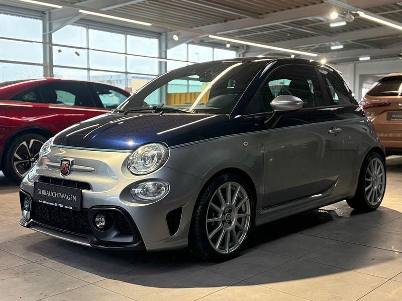 Blau Gebraucht 2018 Abarth 695 Kleinwagen | 24.990 € (Etwas zu teuer) - Bild 1/4