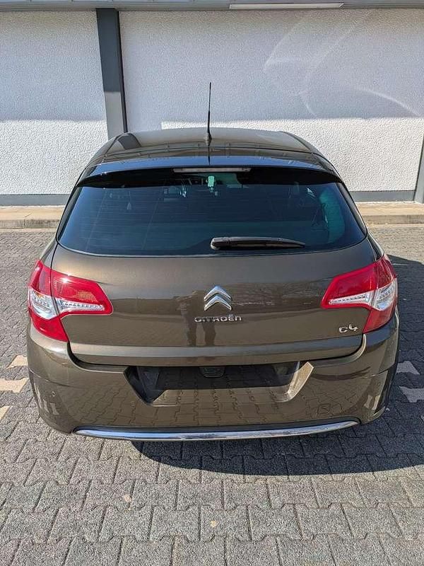 Gebraucht Citroën C4 SELECTION 120 PS (88 kW) 2014 Limousine