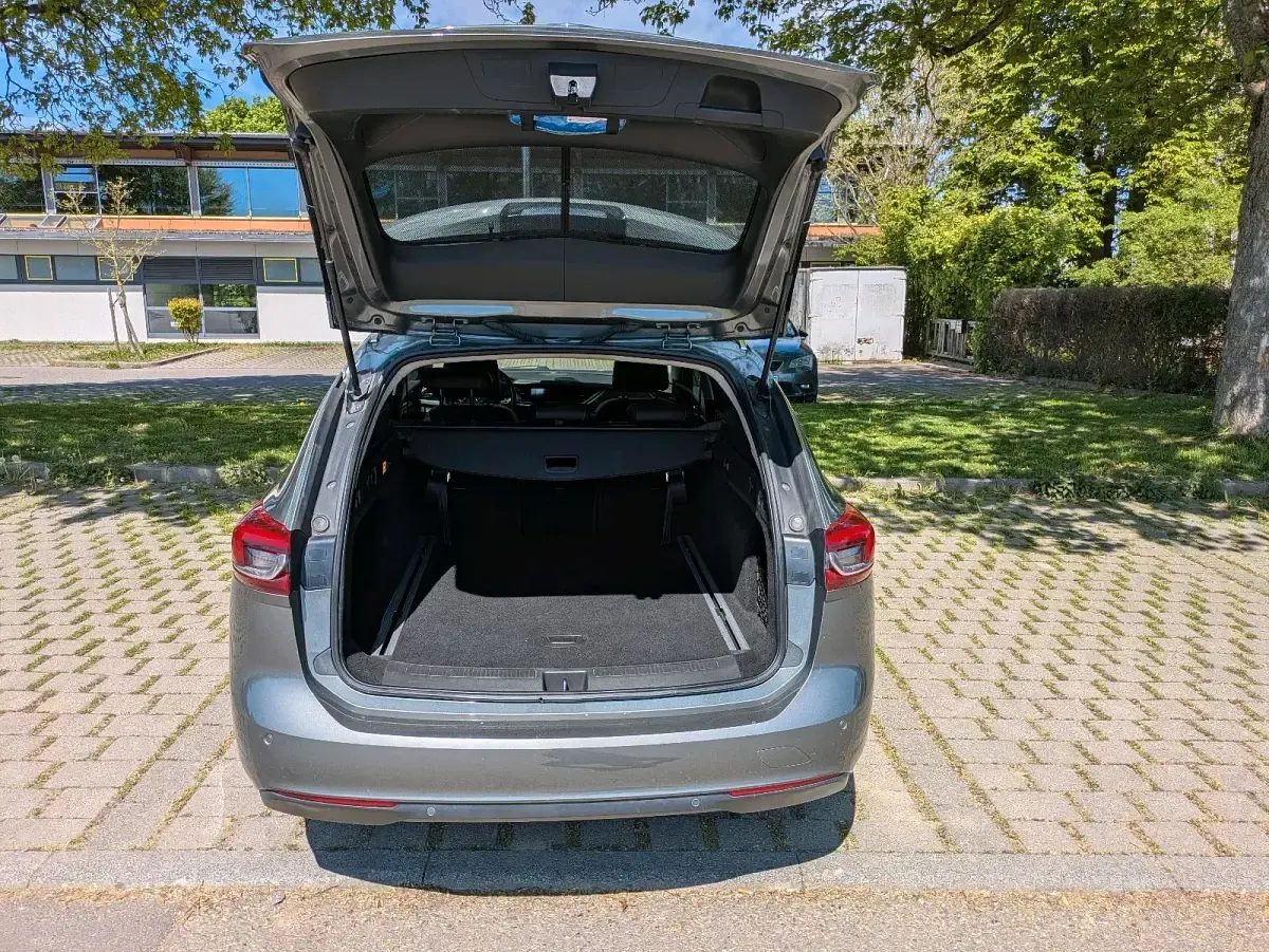 Occasion Opel Insignia 136 ch (100 kW) 2019 Argent Break