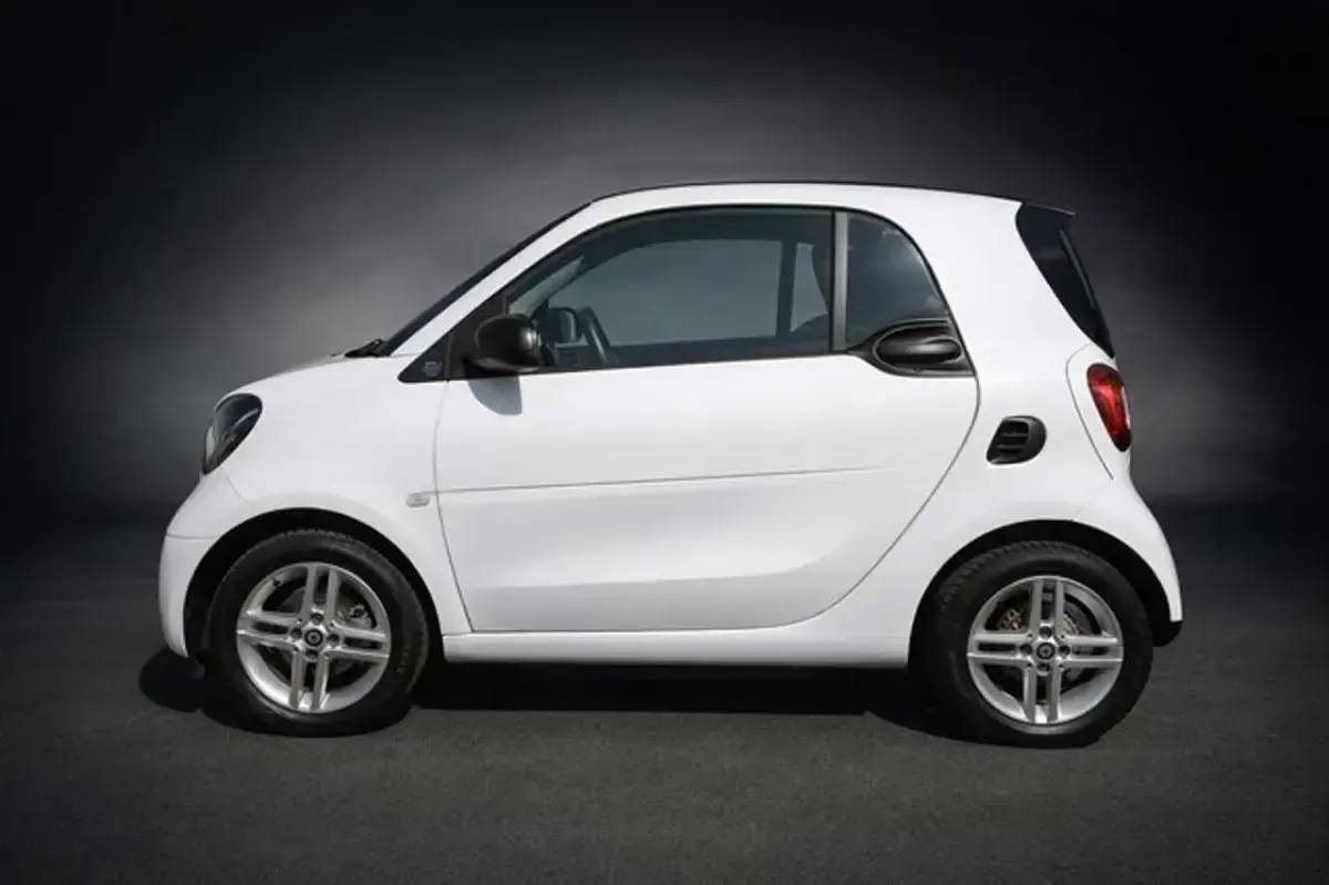 Gebraucht Smart ForTwo Electric Drive 60 kW (82 PS) 2021 Kristallweiß Coupé