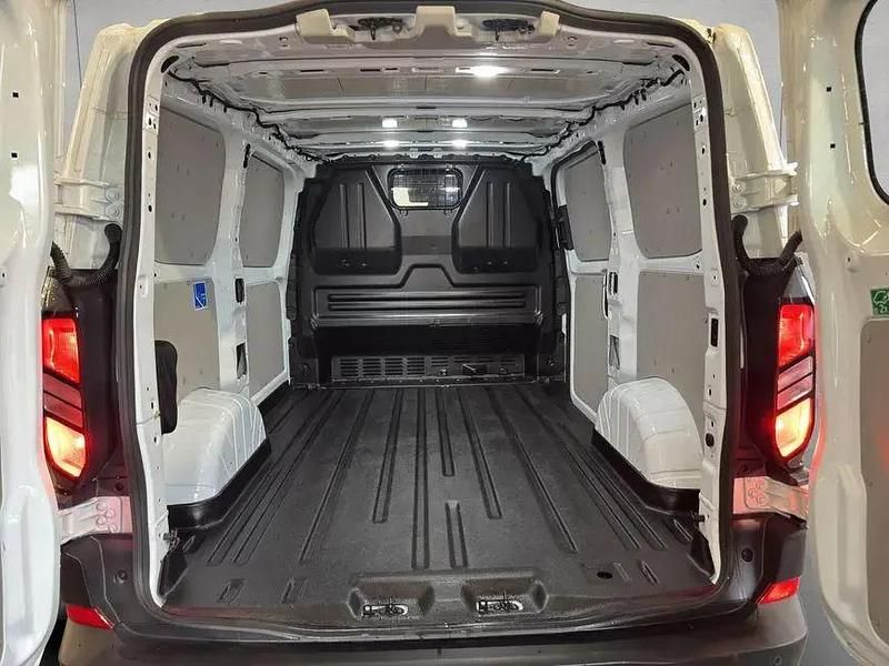 Gebraucht Ford Transit Custom Basis 136 PS (100 kW) 2024 Weiß Abholung