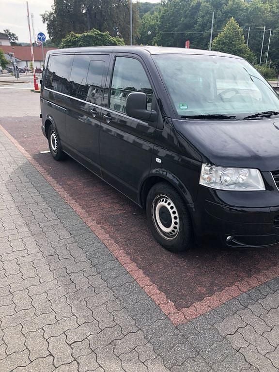 Schwarz Gebraucht 2007 VW T5 Van | 9.950 € (Etwas zu teuer) - Bild 1/4