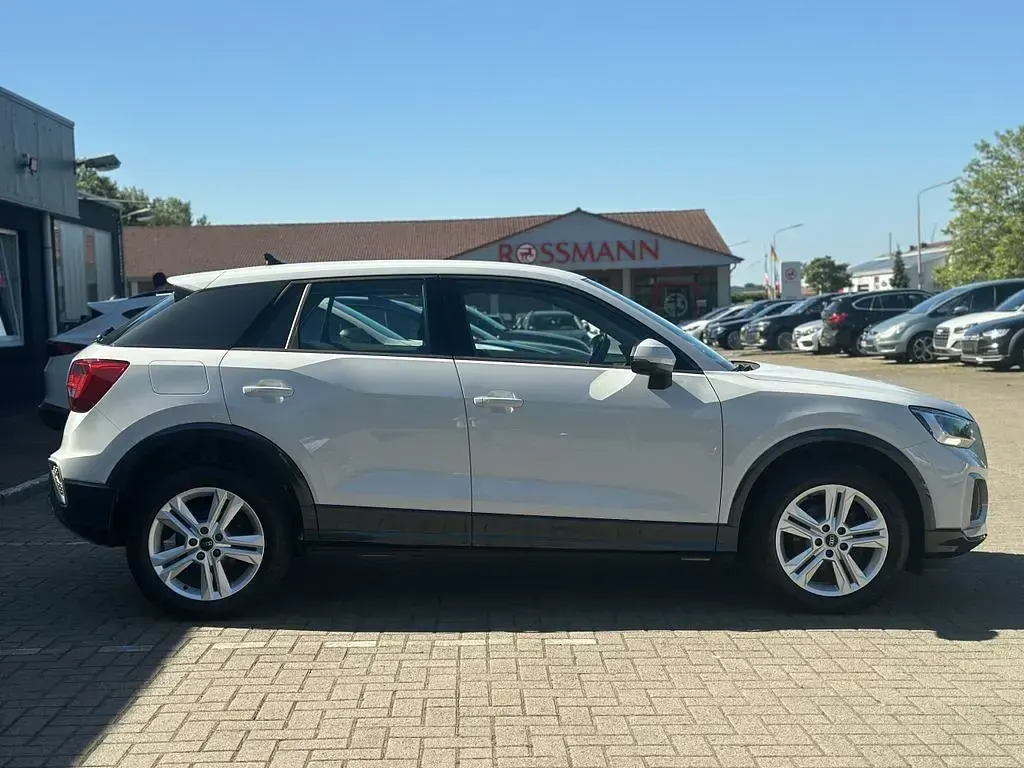 Gebraucht Audi Q2 Advanced 150 PS (110 kW) 2023 Weiß SUV