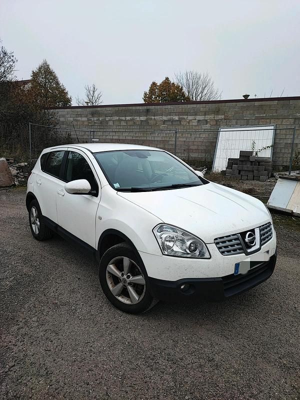 Weiß Gebraucht 2009 Nissan Qashqai SUV | 2.600 € (Superpreis) - Bild 1/4
