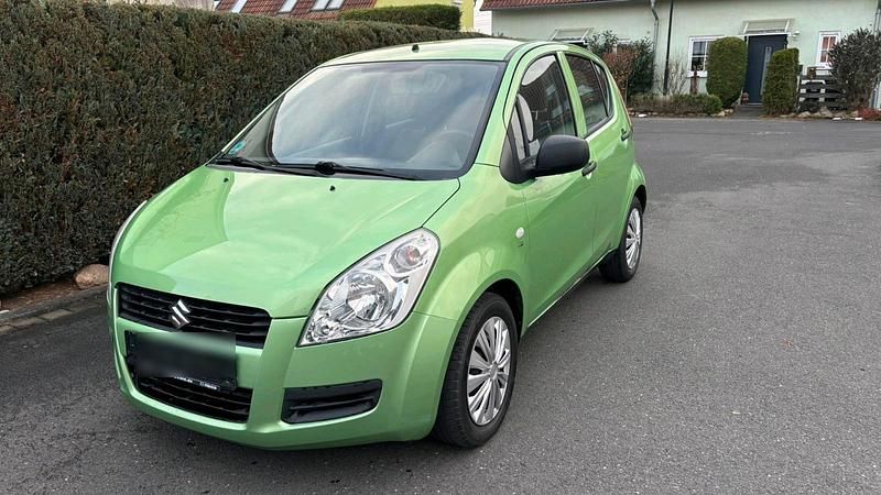 Grün Gebraucht 2009 Suzuki Splash Kleinwagen | 1.490 € (Superpreis) - Bild 1/4