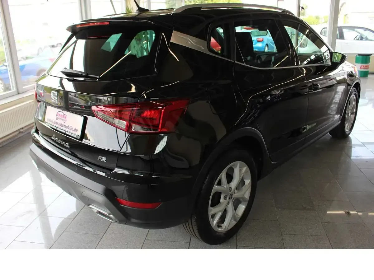 Gebraucht Seat Arona Sport 95 PS (69 kW) 2025 Midnight schwarz metallic SUV