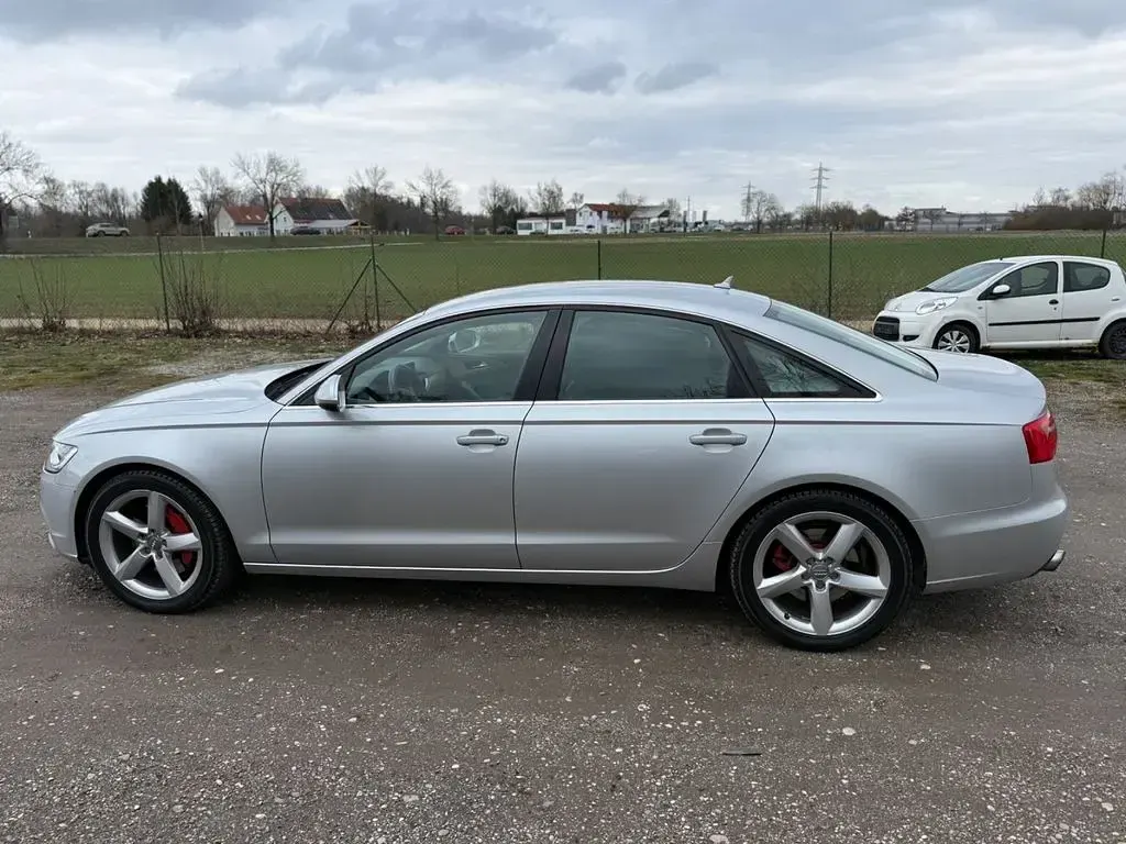 Gebraucht Audi A6 299 PS (219 kW) 2012 Eissilber Limousine