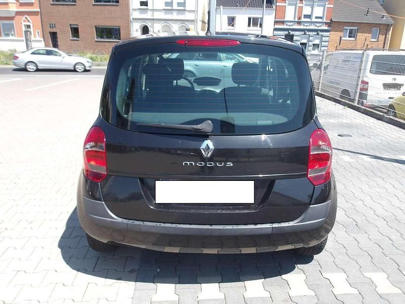Second-hand Renault Modus 75 CP (55 kW) 2008 Negru Monovolum