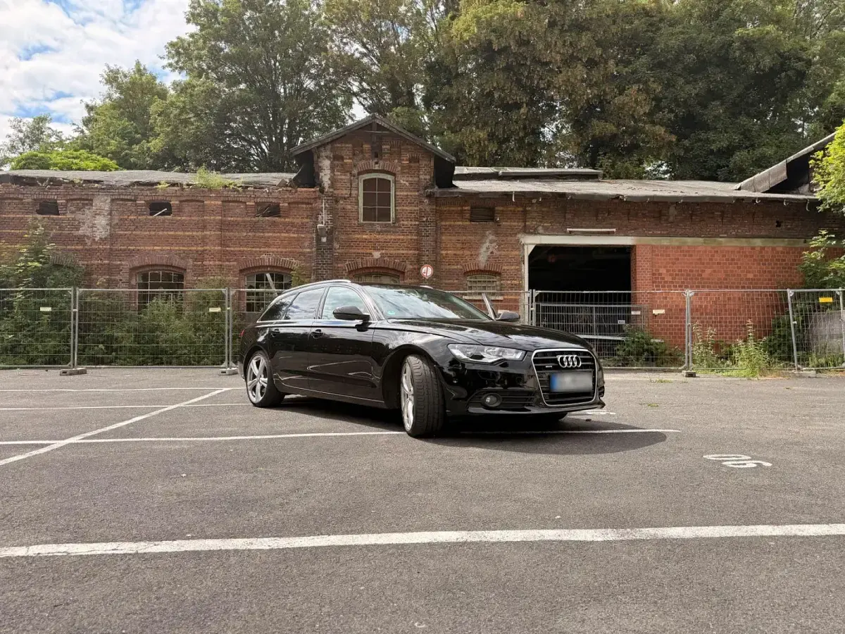 Gebraucht Audi A6 245 PS (180 kW) 2012 Schwarz Kombi