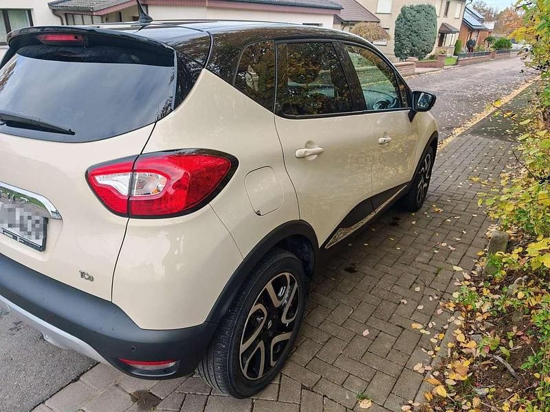 Gebraucht Renault Captur XMOD 90 PS (66 kW) 2016 Beige SUV