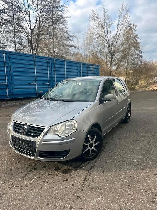 Gebraucht VW Polo 64 PS (47 kW) 2007 Grau Kleinwagen