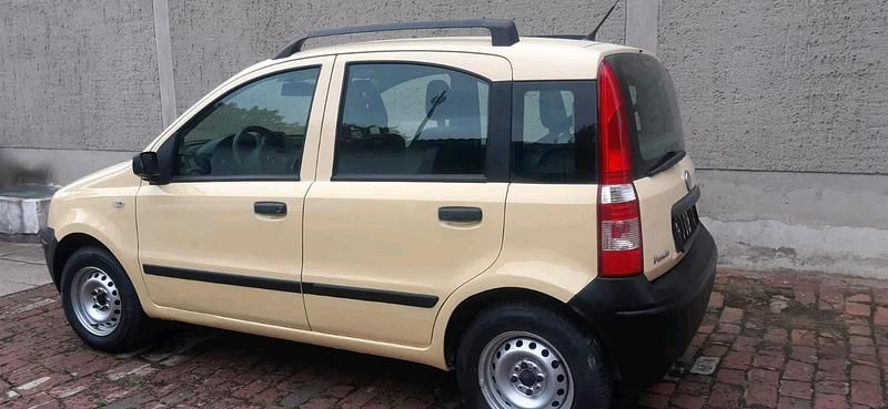 Gebraucht Fiat Panda 60 PS (44 kW) 2010 Gelb Kleinwagen