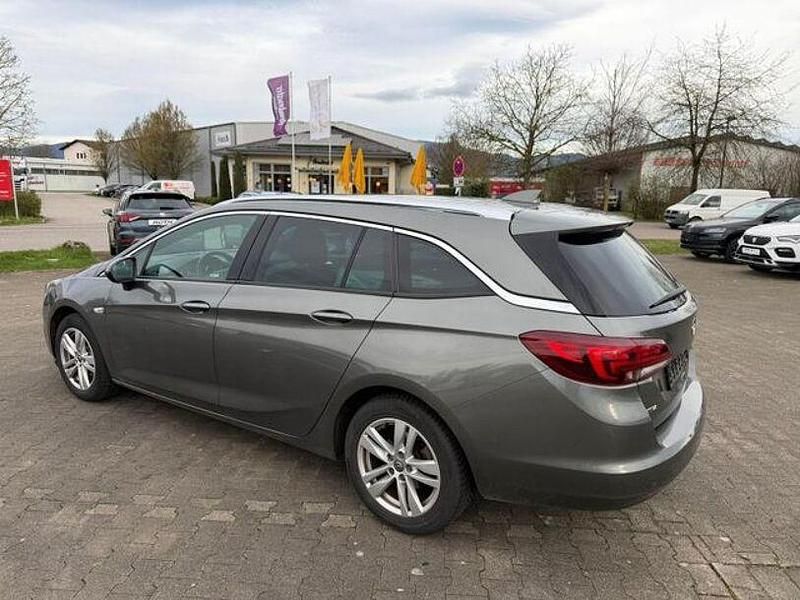 Gebraucht Opel Astra Dynamic 125 PS (91 kW) 2018 Quarz grau Kombi