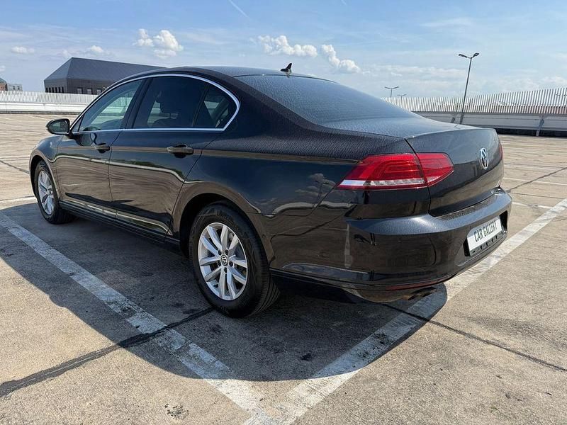 Usata VW Passat 190 CV (139 kW) 2015 Nero Berlina