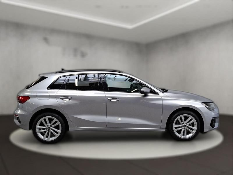 Gebraucht Audi A3 Advanced Plus 116 PS (85 kW) 2022 Silber metallic Limousine