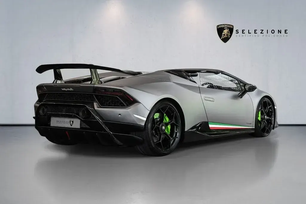 Usata Lamborghini Huracán 639 CV (469 kW) 2018 Grigio Cabrio
