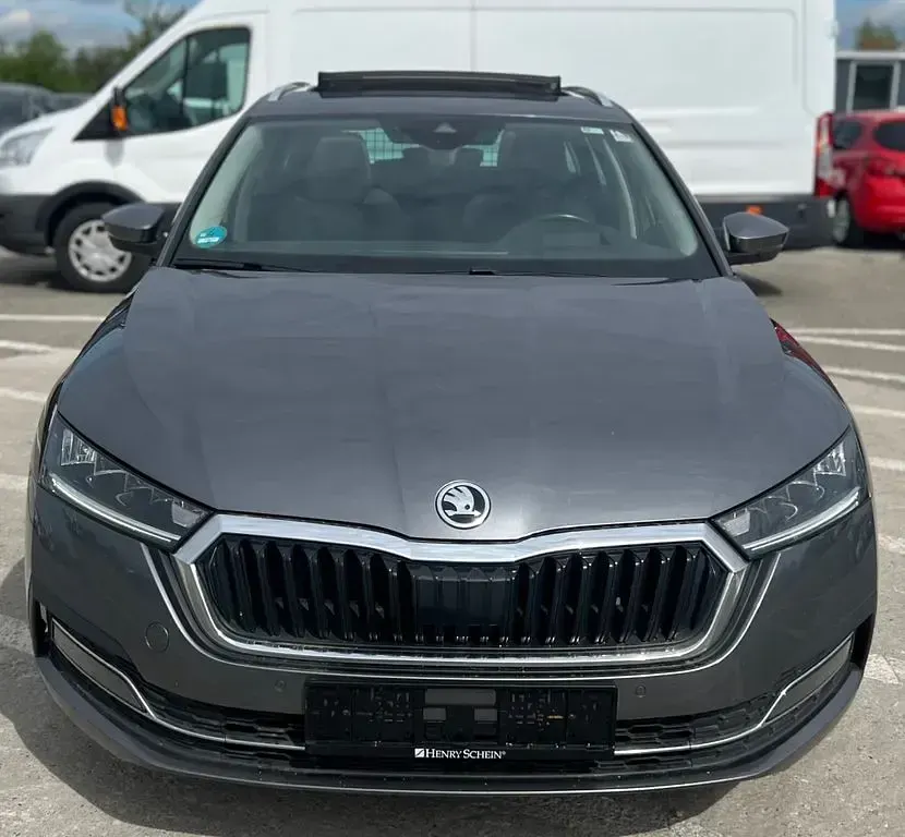 Gebraucht Skoda Octavia Ambiente 150 PS (110 kW) 2022 Grau Kombi