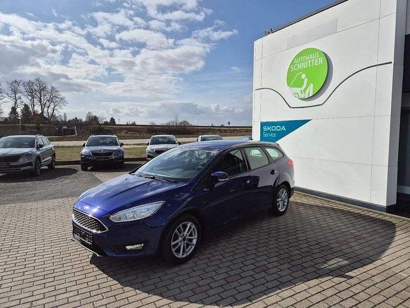 Gebraucht Ford Focus Business Edition 125 PS (91 kW) 2018 Blau Kombi
