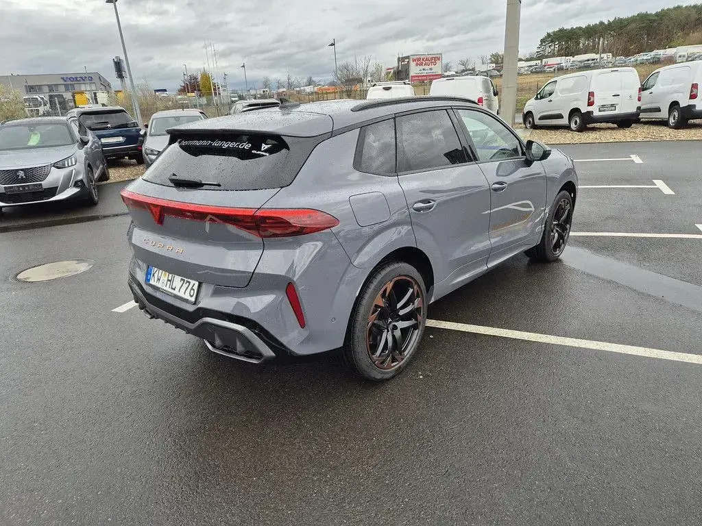 Gebraucht Cupra Terramar VZ 265 PS (194 kW) 2024 Grau / graphene grau SUV