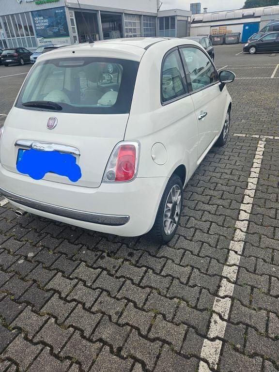 Weiß Gebraucht 2011 Fiat 500 Pop Kleinwagen | 3.999 € (Guter Preis) - Bild 1/4