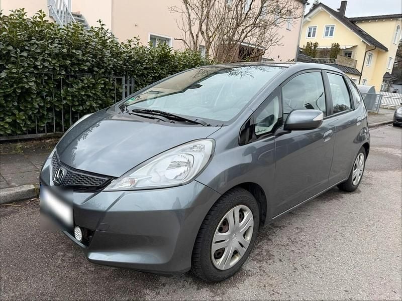 Gebraucht Honda Jazz 99 PS (72 kW) 2011 Grau Kleinwagen