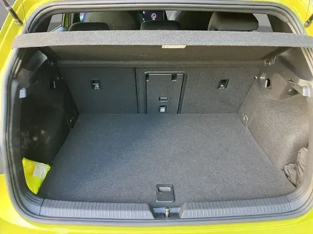 Gebraucht VW Golf VIII GTE 245 PS (180 kW) 2022 Gelb Limousine
