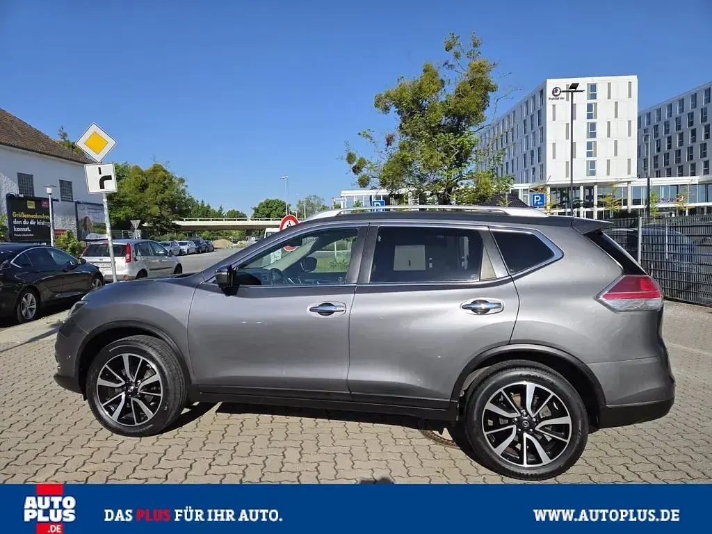 Gebraucht Nissan X-Trail Tekna 131 PS (96 kW) 2017 Grau SUV
