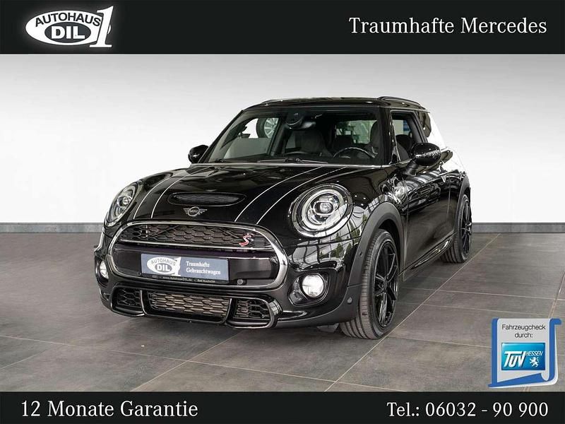 Gebraucht Mini John Cooper Works Coupé 192 PS (141 kW) 2018 Midnight black metallic Coupé