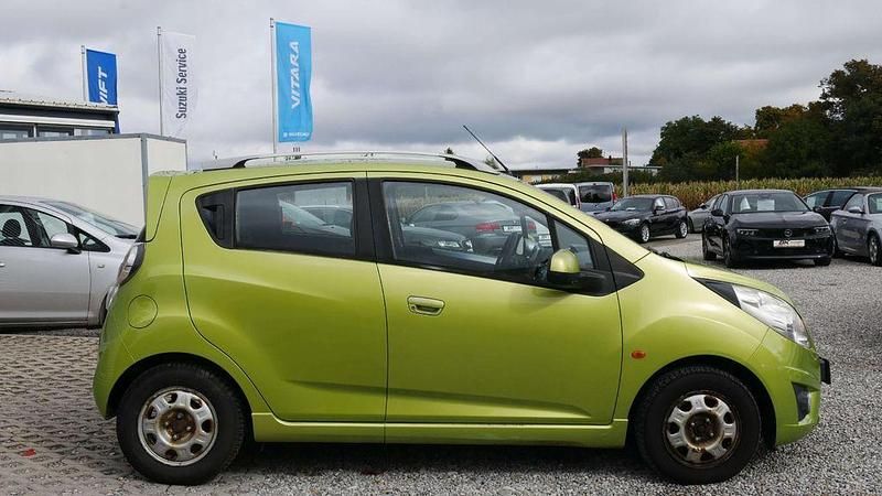 Gebraucht Chevrolet Spark LT 82 PS (60 kW) 2010 Grün Kleinwagen