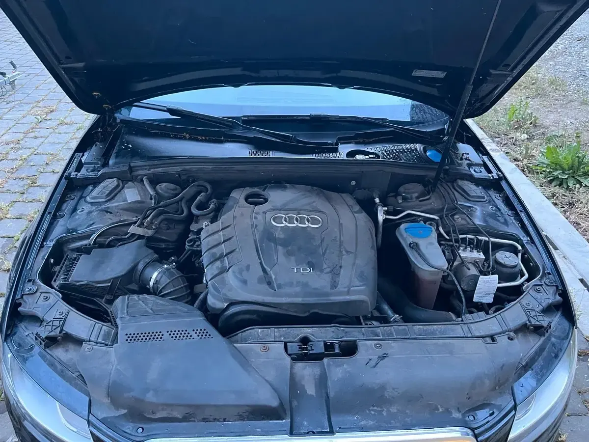 Gebraucht Audi A4 136 PS (100 kW) 2011 Schwarz Kombi
