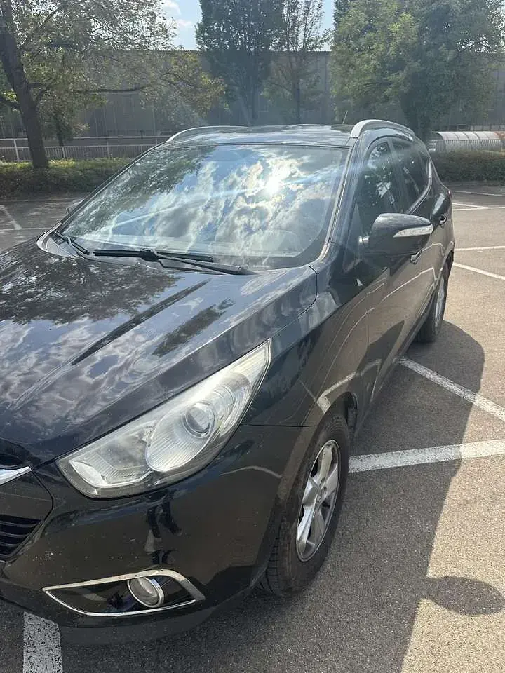 Gebraucht Hyundai ix35 Style 136 PS (100 kW) 2011 Schwarz SUV