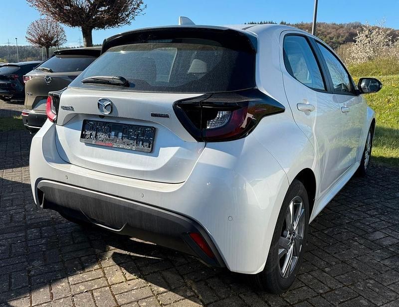 Neu Mazda 2 Exclusive-Line 116 PS (85 kW) 2026 Weiß Kleinwagen