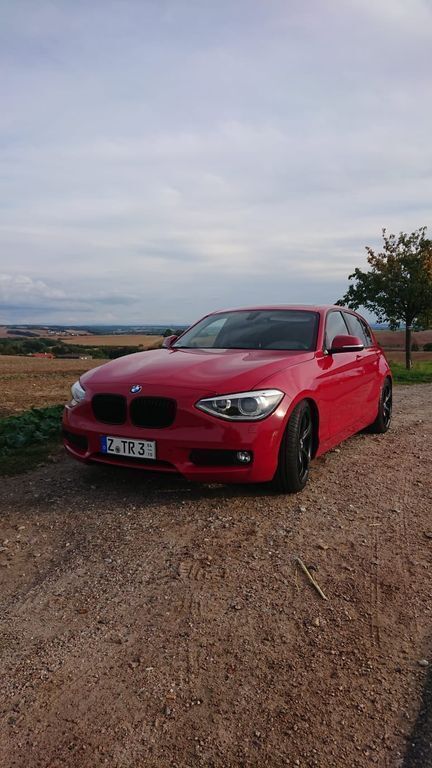 Rot Gebraucht 2013 BMW 125 Advantage Kleinwagen | 14.400 € (Fairer Preis) - Bild 1/4