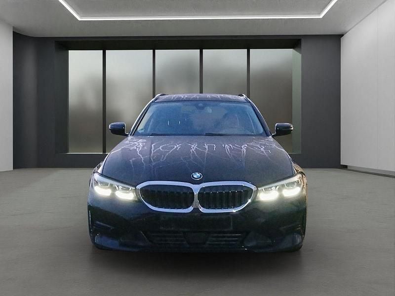 Gebraucht BMW 320 Advantage 190 PS (139 kW) 2021 Schwarz Limousine