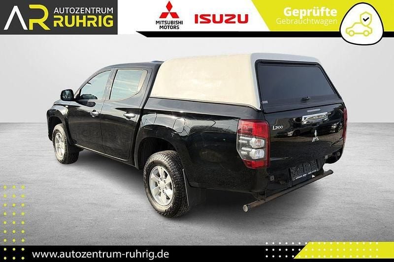 Gebraucht Mitsubishi L200 Basis 150 PS (110 kW) 2022 Schwarz Abholung