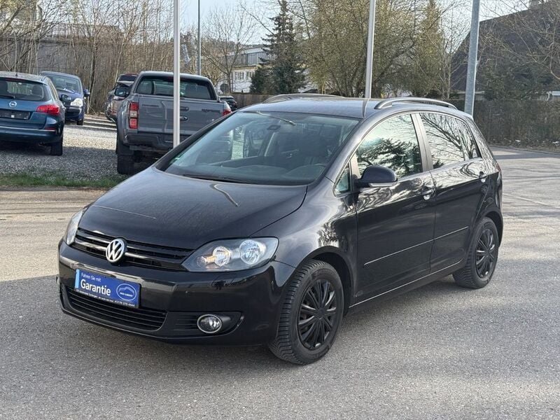 Schwarz Gebraucht 2012 VW Golf VII Match Limousine | 4.950 € (Guter Preis) - Bild 1/4