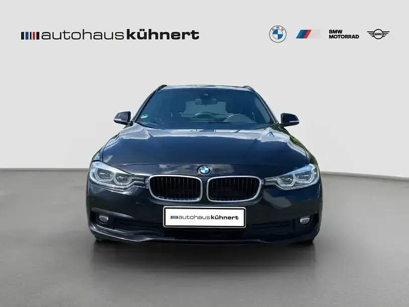 Gebraucht BMW 320 Advantage 190 PS (139 kW) 2017 Schwarz Kombi