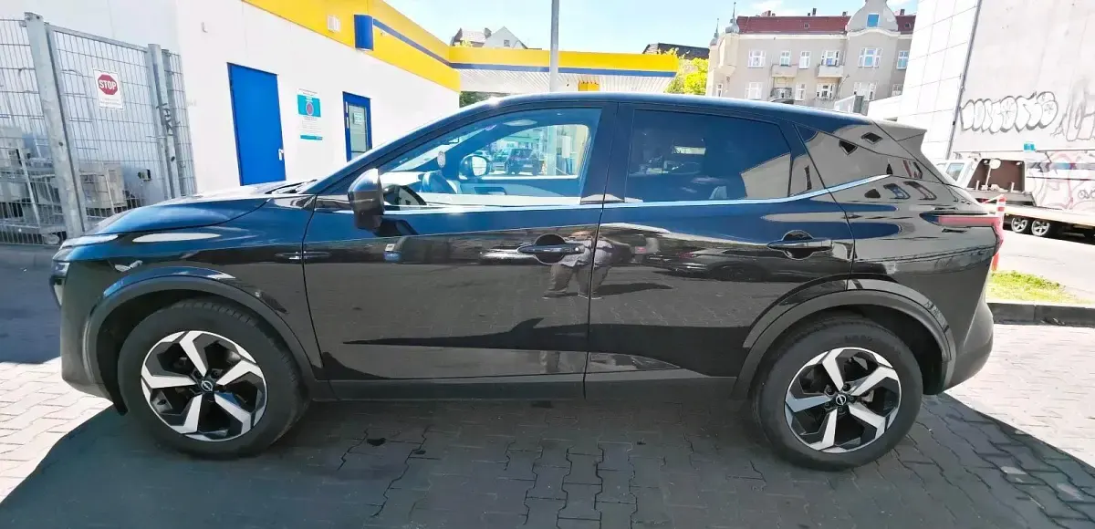 Gebraucht Nissan Qashqai 159 PS (116 kW) 2024 Schwarz SUV