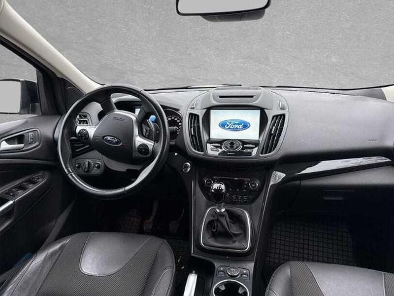 Gebraucht Ford Kuga Cool & Connect 224 PS (164 kW) 2016 Weiß (frostweiß) SUV