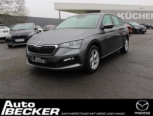Grau Gebraucht 2022 Skoda Scala Cool Plus Kleinwagen | 15.890 € (Guter Preis) - Bild 1/4