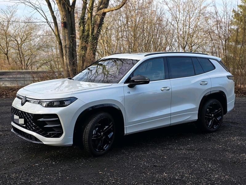 Gebraucht VW Tayron R-line 193 PS (141 kW) 2025 Weiß SUV