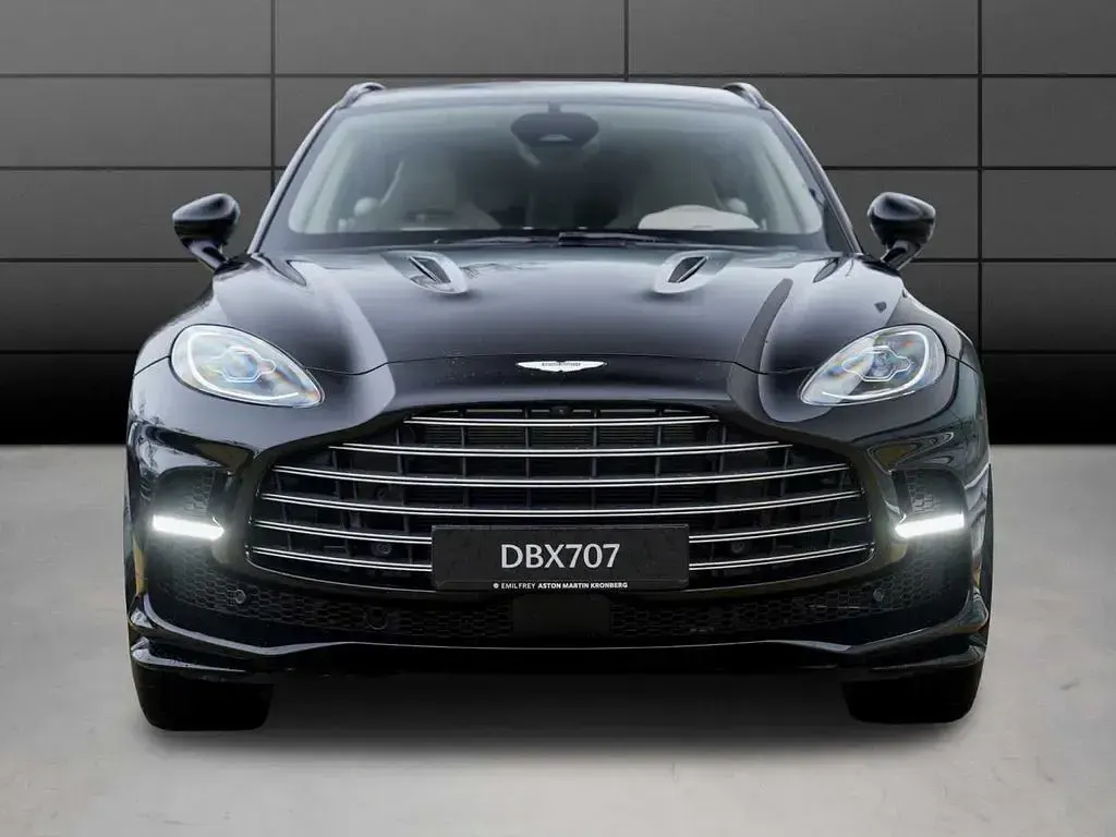 Neu Aston Martin DBX 707 707 PS (519 kW) 2026 Schwarz SUV
