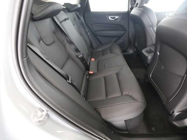 Gebraucht Volvo XC60 184 PS (135 kW) 2025 SUV