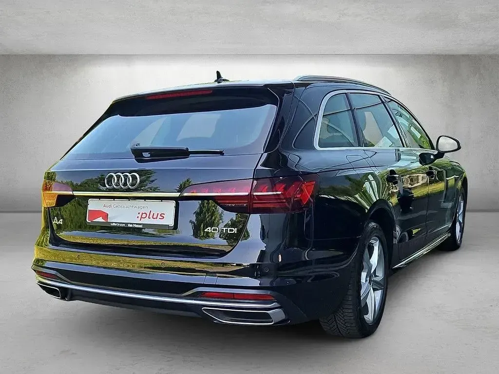 Gebraucht Audi A4 Advanced Plus 204 PS (150 kW) 2023 Schwarz Kombi