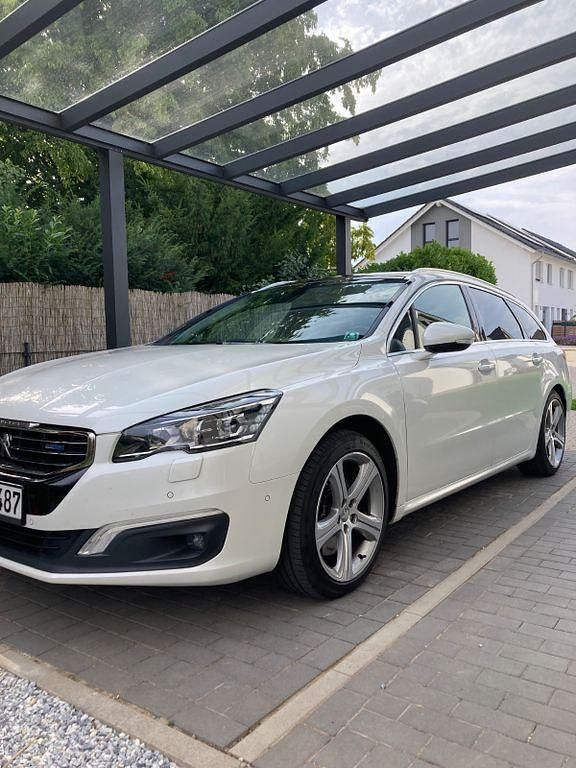 Weiß Gebraucht 2017 Peugeot 508 Allure Kombi | 10.500 € (Guter Preis) - Bild 1/4