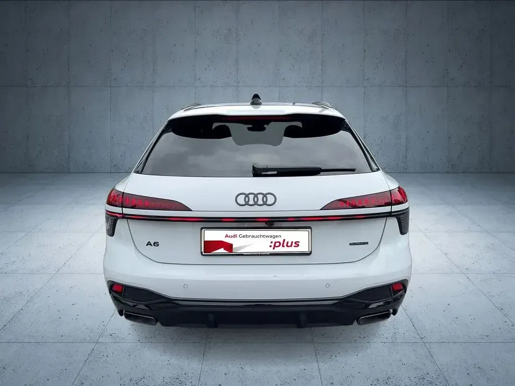 Gebraucht Audi A6 S-Line 367 PS (269 kW) 2025 Gletscherweiß metallic Kombi