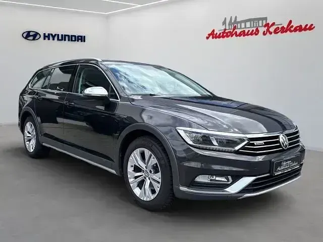 Gebraucht VW Passat Alltrack 190 PS (139 kW) 2017 Grau Kombi
