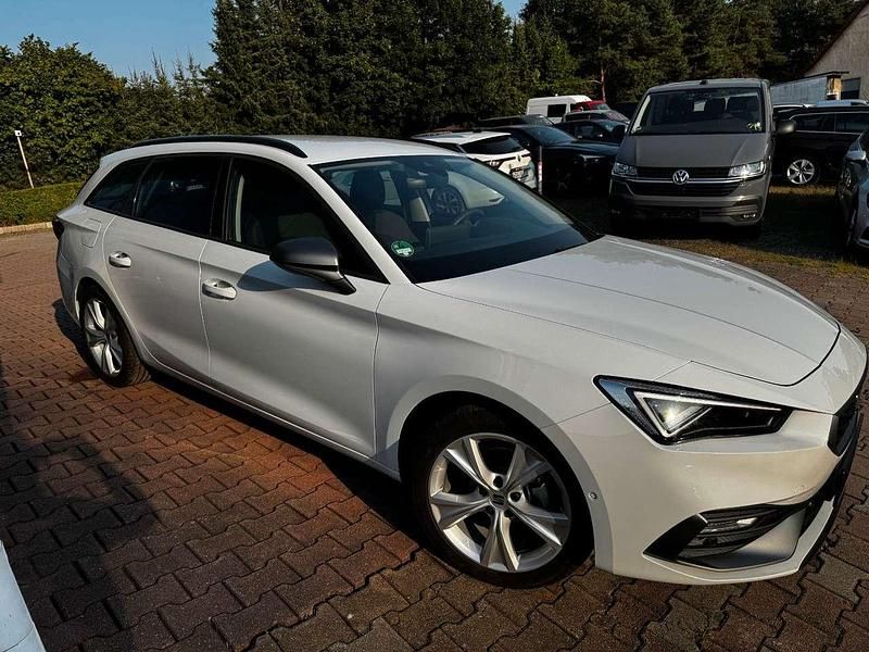 Gebraucht Seat Leon FR 116 PS (85 kW) 2024 "nevada" weiss Kombi