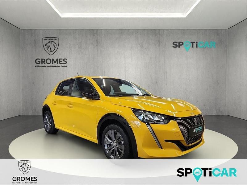 Gelb Gebraucht 2023 Peugeot e-208 Allure Kleinwagen | 19.990 € (Fairer Preis) - Bild 1/4