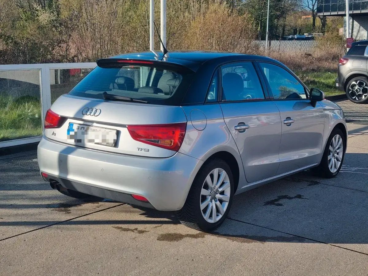 Gebraucht Audi A1 122 PS (89 kW) 2014 Silber Kleinwagen